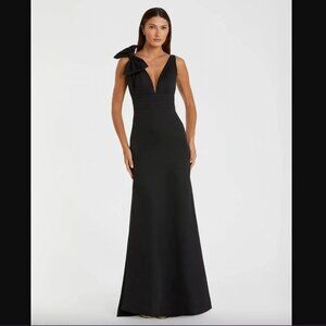 Mac Duggal Black Sleeveless V Neck Bow Detail Mermaid Gown New Formal Classic